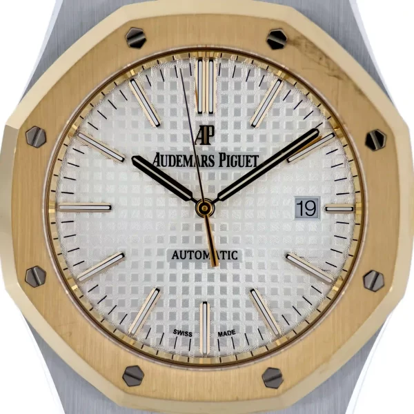 AP - 15400SR - White