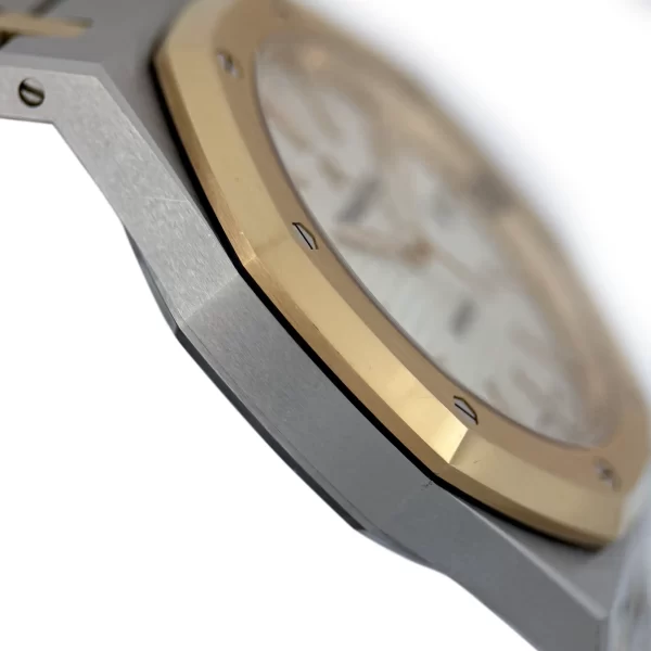 AP - 15400SR - White
