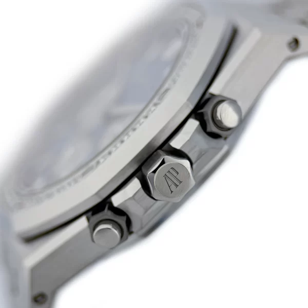 Audemars Piguet - 26715ST.ZZ.1356ST.01 - Blue
