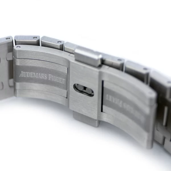 AP - 26240-ST - White