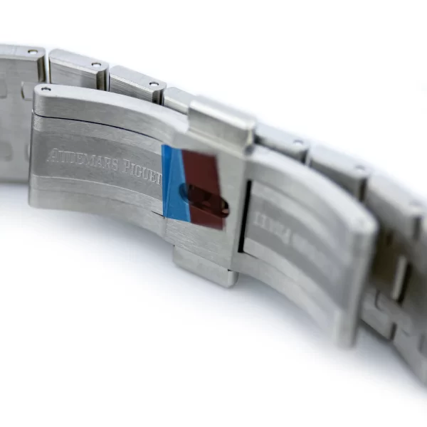Audemars Piguet - 26715ST.ZZ.1356ST.01 - Blue