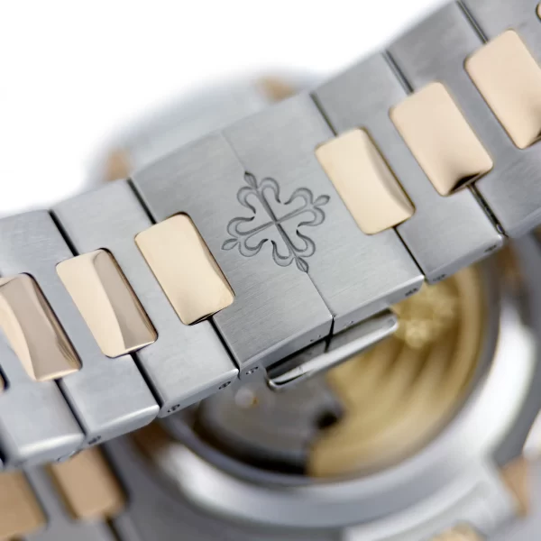Patek Philippe - 5980 1AR-001 - Blue