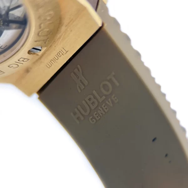Hublot - 301.PC.3380.RC - Brown