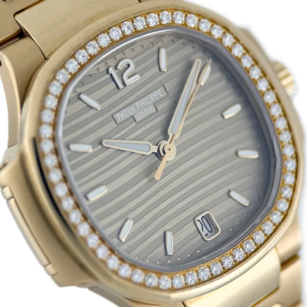 Patek Philippe - 7118 - Golden