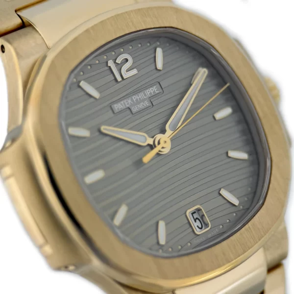 Patek Philippe - 7118-1R-001 - Champagne