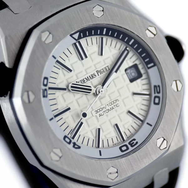 AP - 15710ST.OO.A010CA.01 - White