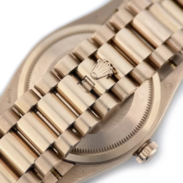 Rolex - 126235 - Mop Diamond Dial