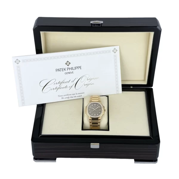 Patek Philippe - 7118 - Golden